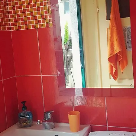 New Center Varos Apartment *